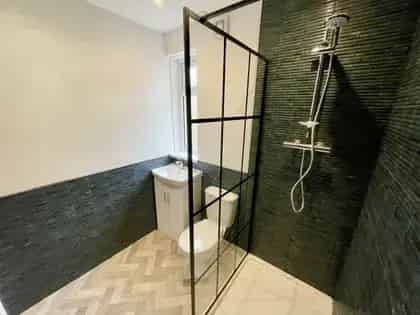 1 Bedroom Ground Floor Flat Cardiff Fully Furnished No Deposit