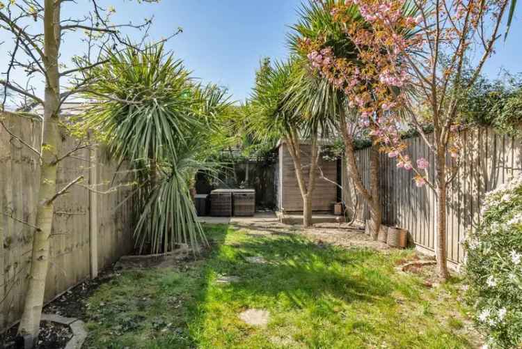 Five Double Bedroom Victorian House Near Wimbledon