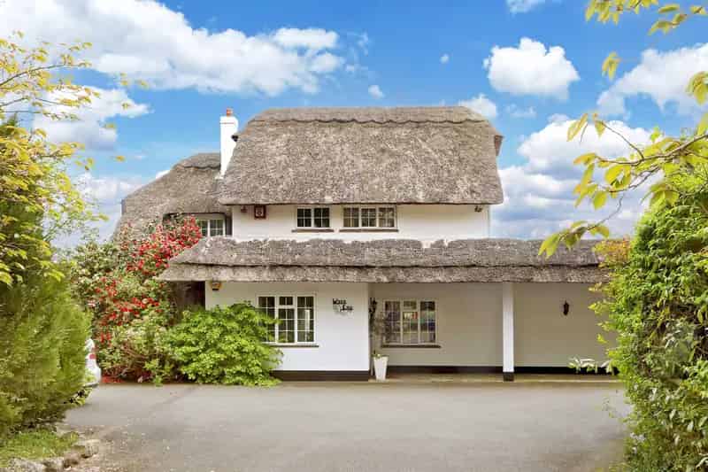 4 Bedroom Detached House for Sale Stoke Wood Stoke Poges