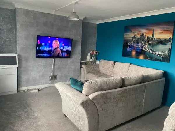 Flat For Rent in Thanet, England