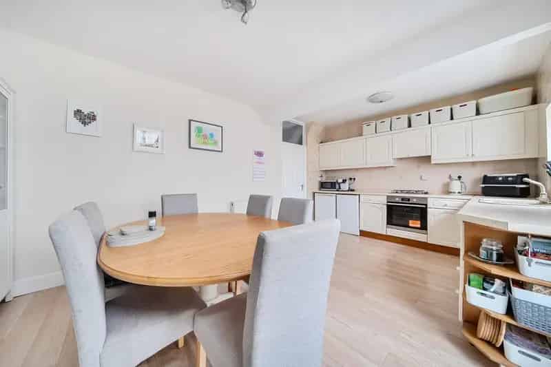 3 Bedroom Terraced House for Rent in Portsmouth