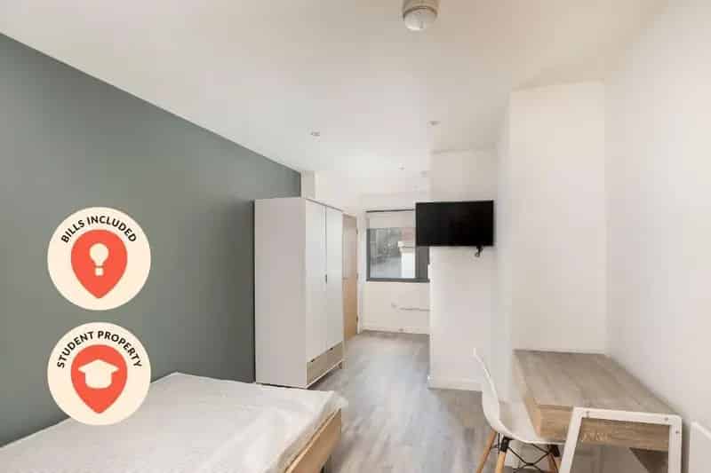 1 Bedroom Student Apartment City Centre All Bills Included