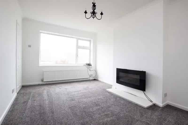 2 Bedroom Detached Bungalow To Let Whitehall
