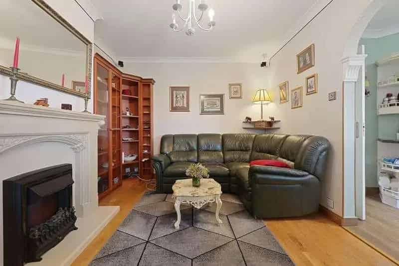 2 Bed Flat for Sale Near Neasden Station