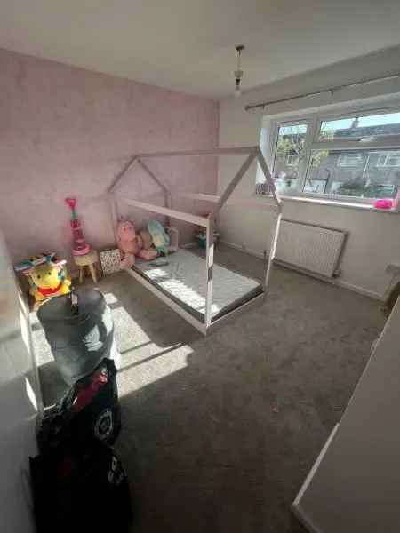 House For Rent in Yate, England