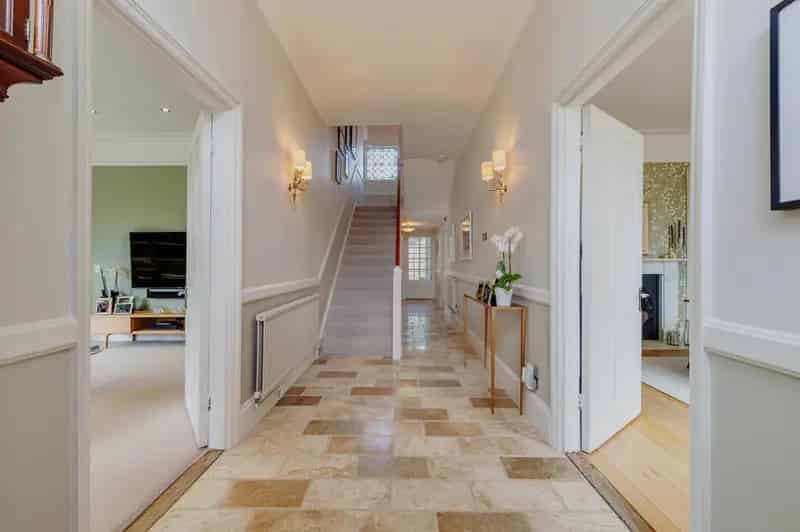 5 Bedroom Detached House for Sale in Aldenham