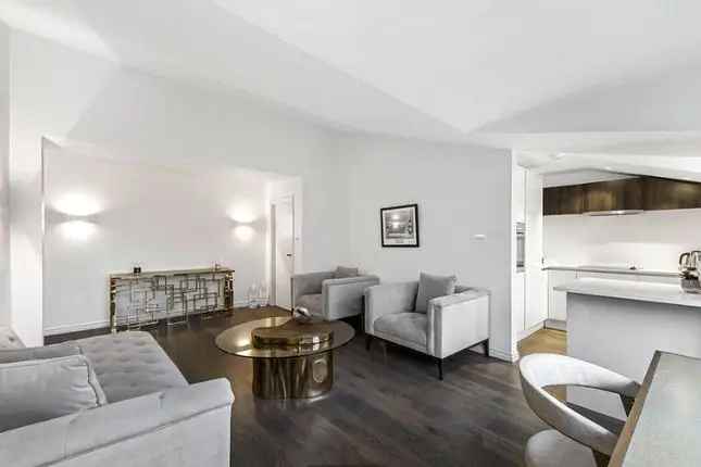 Flat for sale in Rutland Gate, Knightsbridge, London SW7