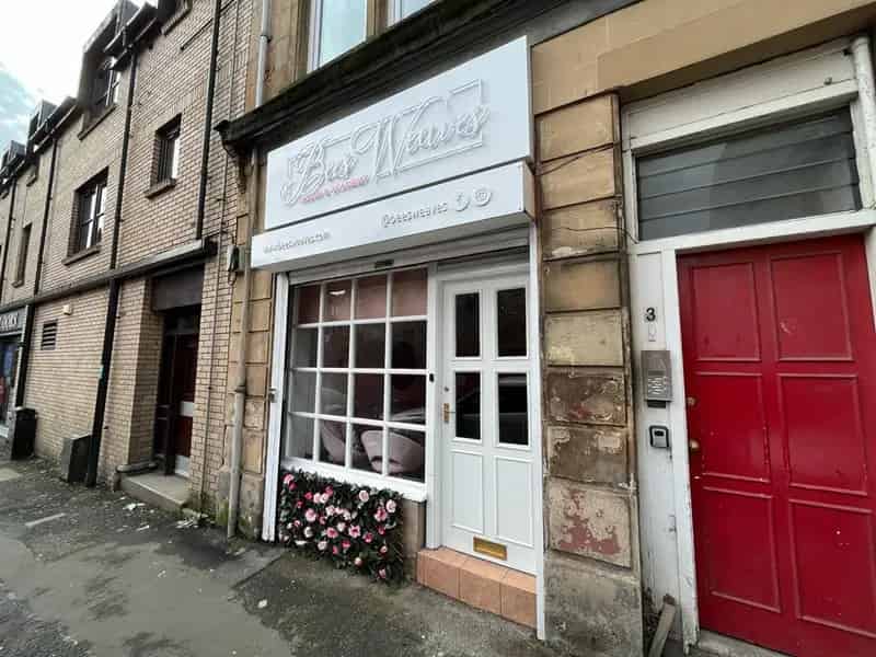 Paisley Town Centre Salon Retail Space For Sale or Lease