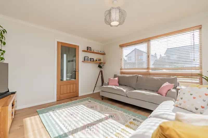 3 Bed Link Detached House Ferryhill Modern Kitchen Garage Parking