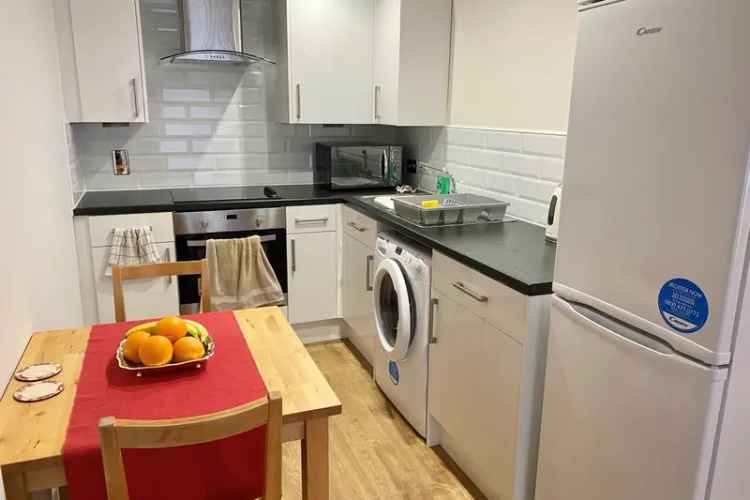 Two Bedroom Apartment Leeds City Centre - Zero Deposit Available