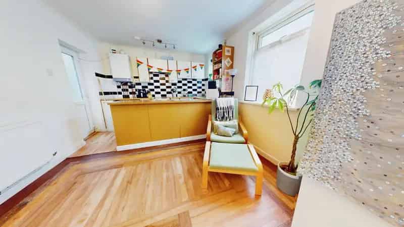 1 Bedroom Flat House to Rent in Splott