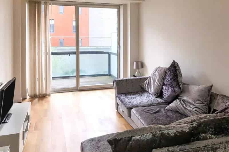 Spacious 1-Bed Apartment Lincoln City Centre - Zero Deposit Guarantee