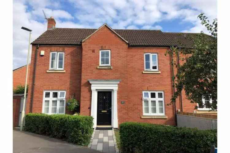 3 Bedroom Semi-Detached House for Sale Quedgeley