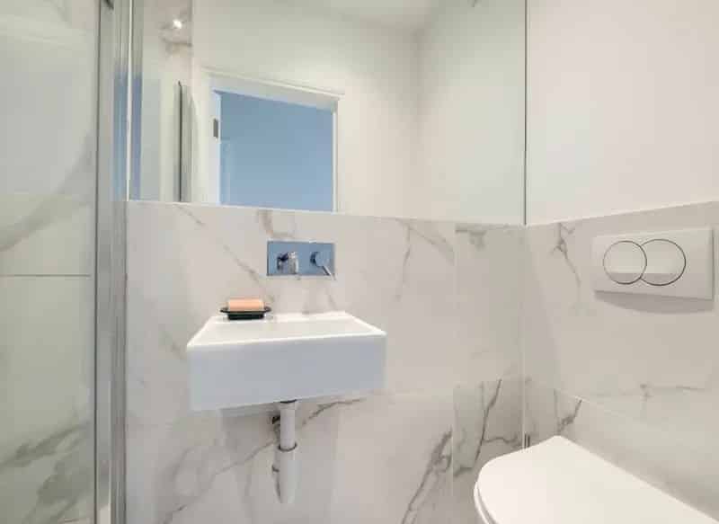 Flat For Sale , Madeley Road, London, England