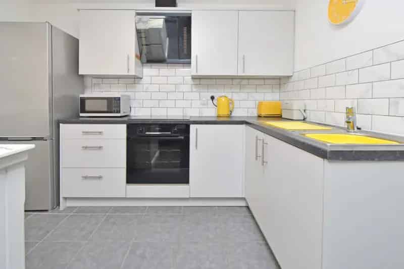 2 bedroom Flat
 For Sale