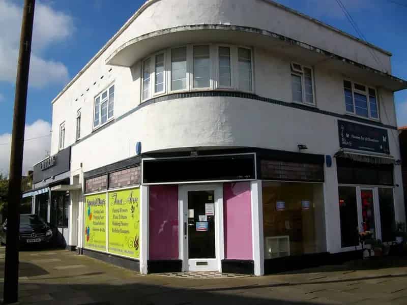 Corner Shop For Sale Near Southend Hospital