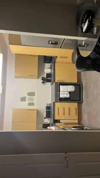 Cosham 2 Bed Flat  New Flooring Large Balcony PO3 Area