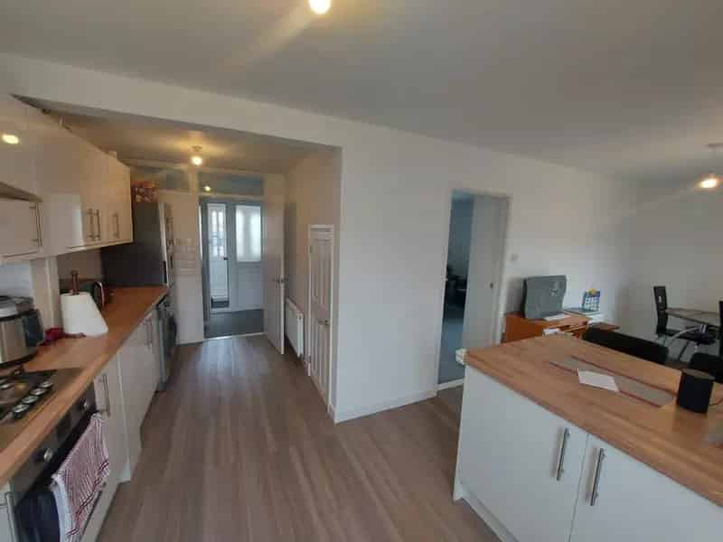 3 Bedroom House Near Cwmbran Town Centre