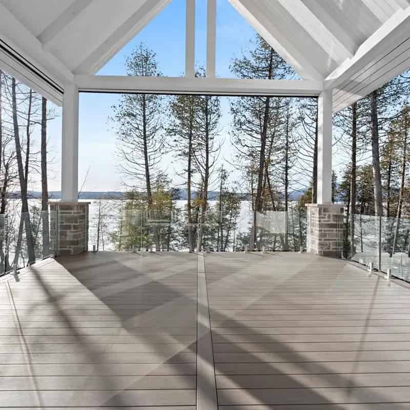 Lake Memphremagog Luxury Cottage for Sale