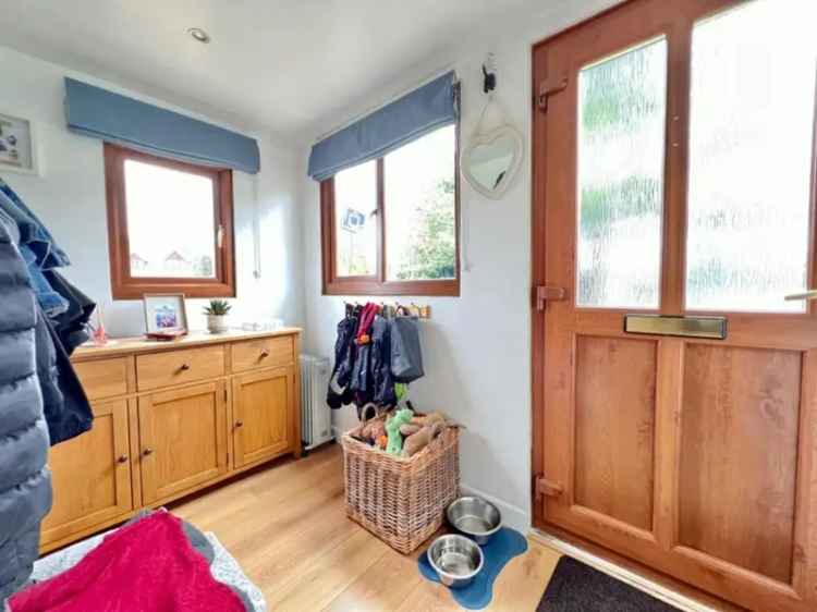 3 Bed Semi-Detached House for Sale Large Garden Off Road Parking