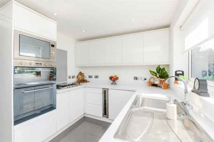 2 Bedroom Terraced House For Sale Near Bluewater