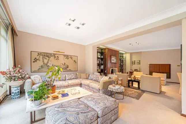 Detached house for sale in Winnington Close, London N2