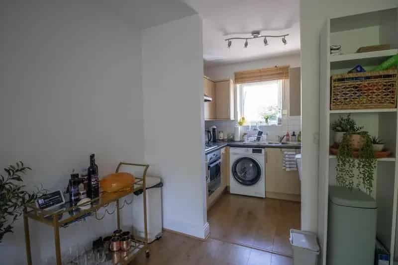 2 Bedroom Apartment to Rent in Cambridge