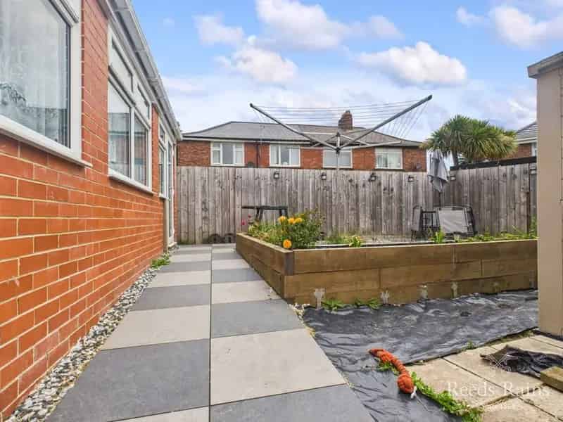3 Bedroom Semi Detached House Meadowfield Durham DH7