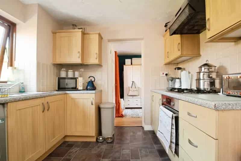 3 Bed Detached House Pontprennau Close to A48M4