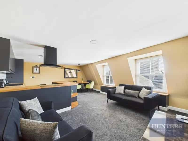 2 Bedroom Apartment to Rent