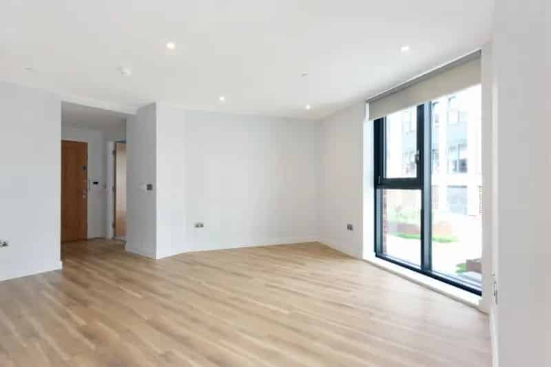 2 bedroom flat