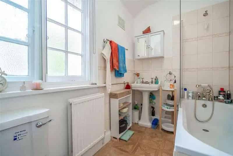 3 Bed Flat for Sale near Muswell Hill Broadway