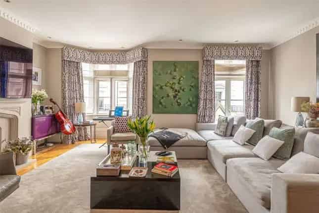 Chelsea Flat for Sale: 3 Beds, 3 Baths, Balcony, Porter, Pool & Gym