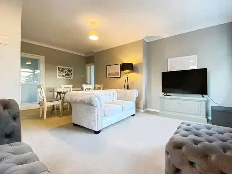 3 Bedroom Apartment for Sale