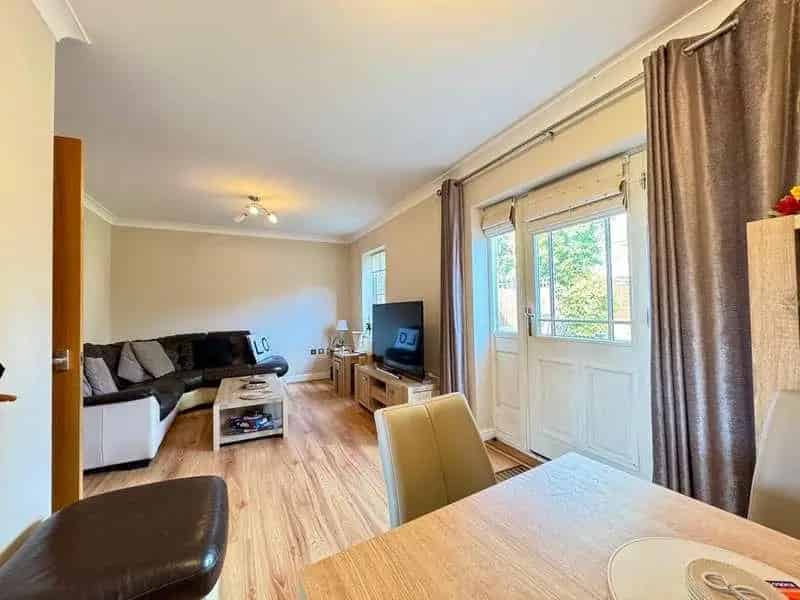2 Bed Terraced House for Sale Modern Kitchen Ensuite Parking Garden