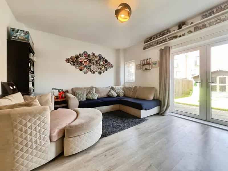3 Bedroom Semi-Detached House for Sale in Ashford