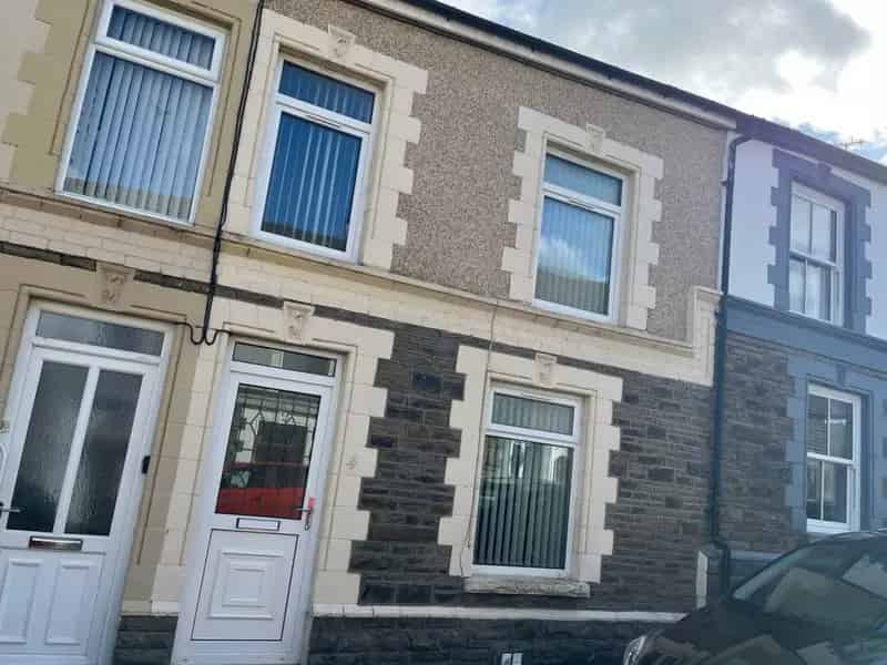 3 bedroom House
 To Rent