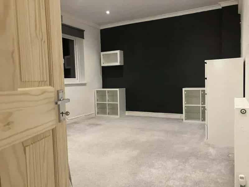 2 Bed Flat Lancing Modern Kitchen Balcony Near Train Station
