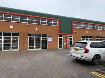 Modern Business Unit with Warehouse and Air-Conditioned Offices