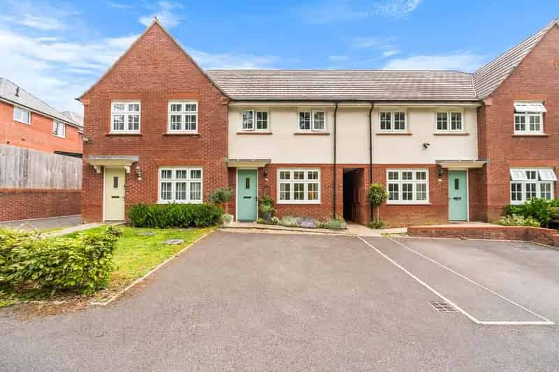 2 Bedroom Terraced House for Sale Cae St Fagans