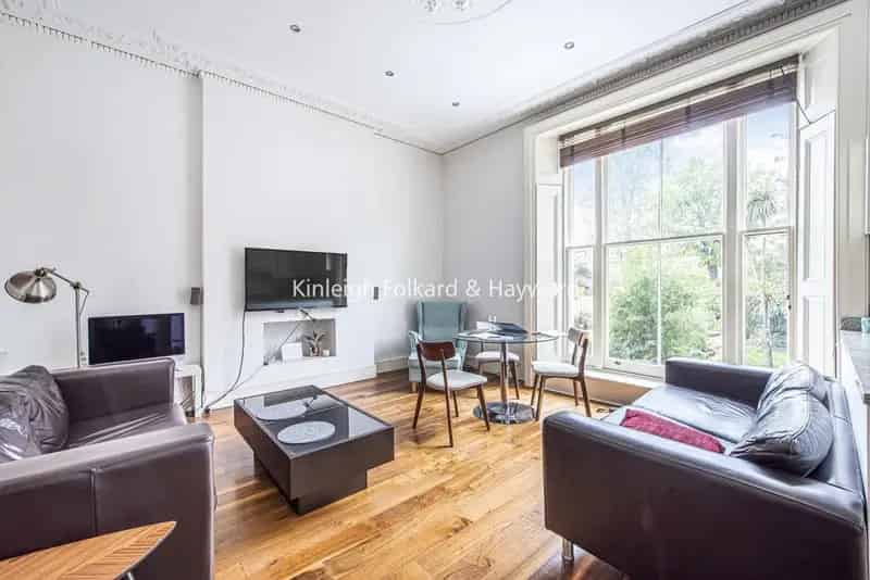One Bedroom Apartment South Hampstead Period Features Floor to Ceiling Windows