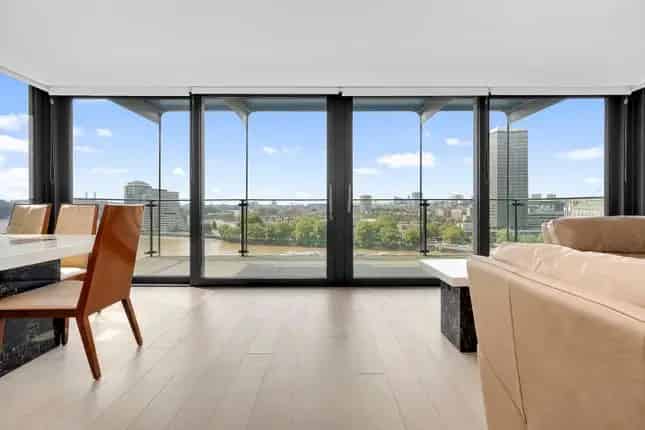 2 Bed 2 Bath River Thames View Apartment Albert Embankment London