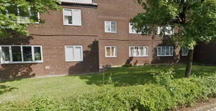 1 bed flat in Palacefields