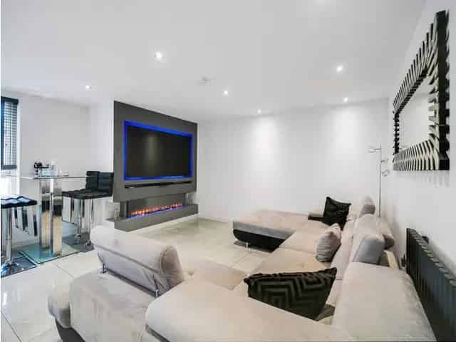 2 Bedroom Flat for Sale in Glasgow
