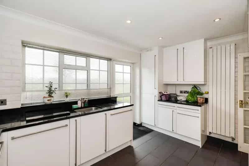 3 Bedroom Detached Bungalow For Sale Bishop Monkton
