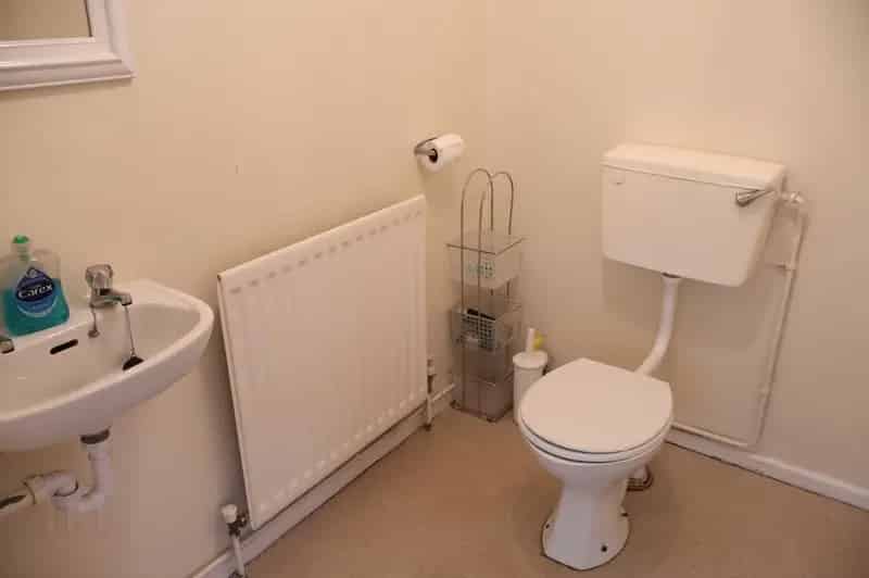 Mid Terrace House Two Bedrooms Town Centre Ideal First Time Buyers Investors