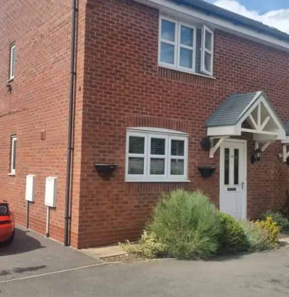 Beautiful Big House 3 Bed Pet Friendly Private Parking