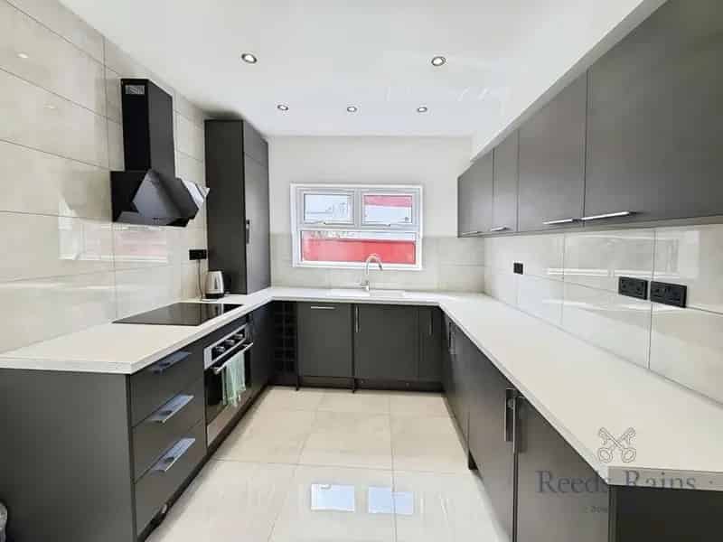 4 Bedroom Family Home to Rent in Walton Merseyside