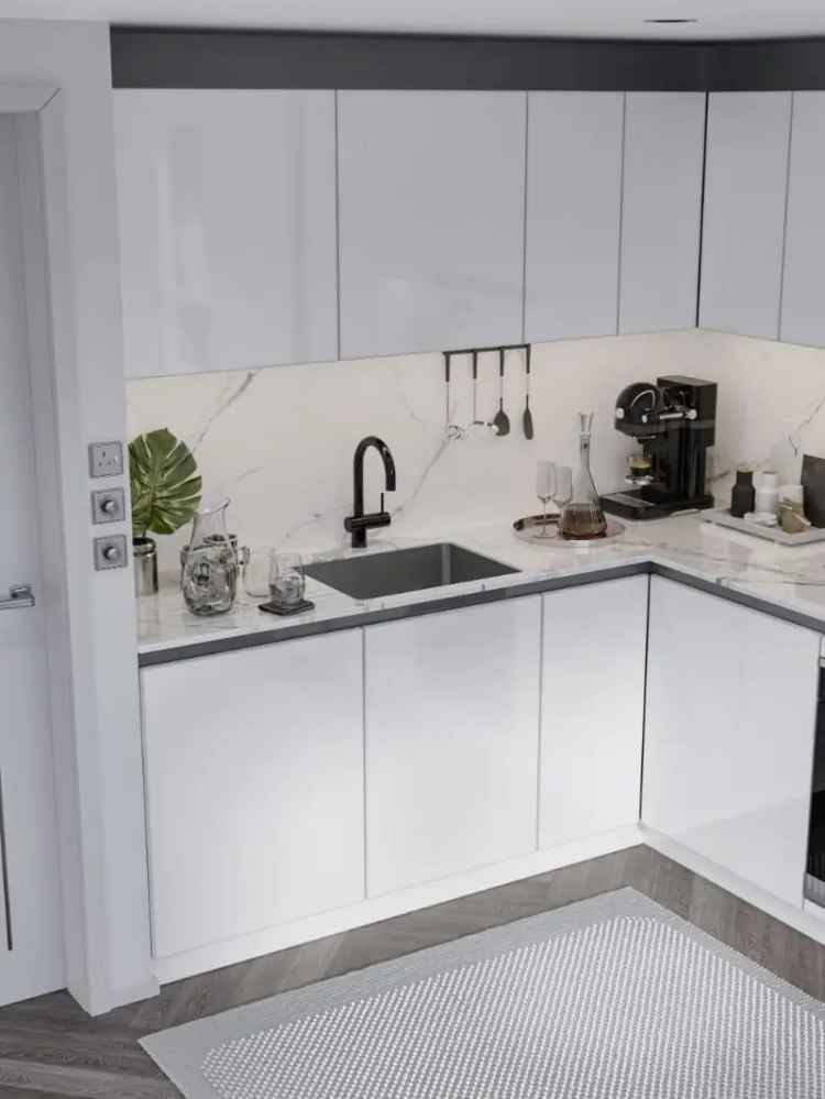 4 Bedroom House For Sale in Chingford