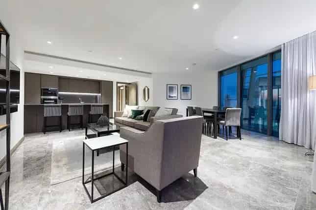 Luxury 2 Bed Apartment South Bank London